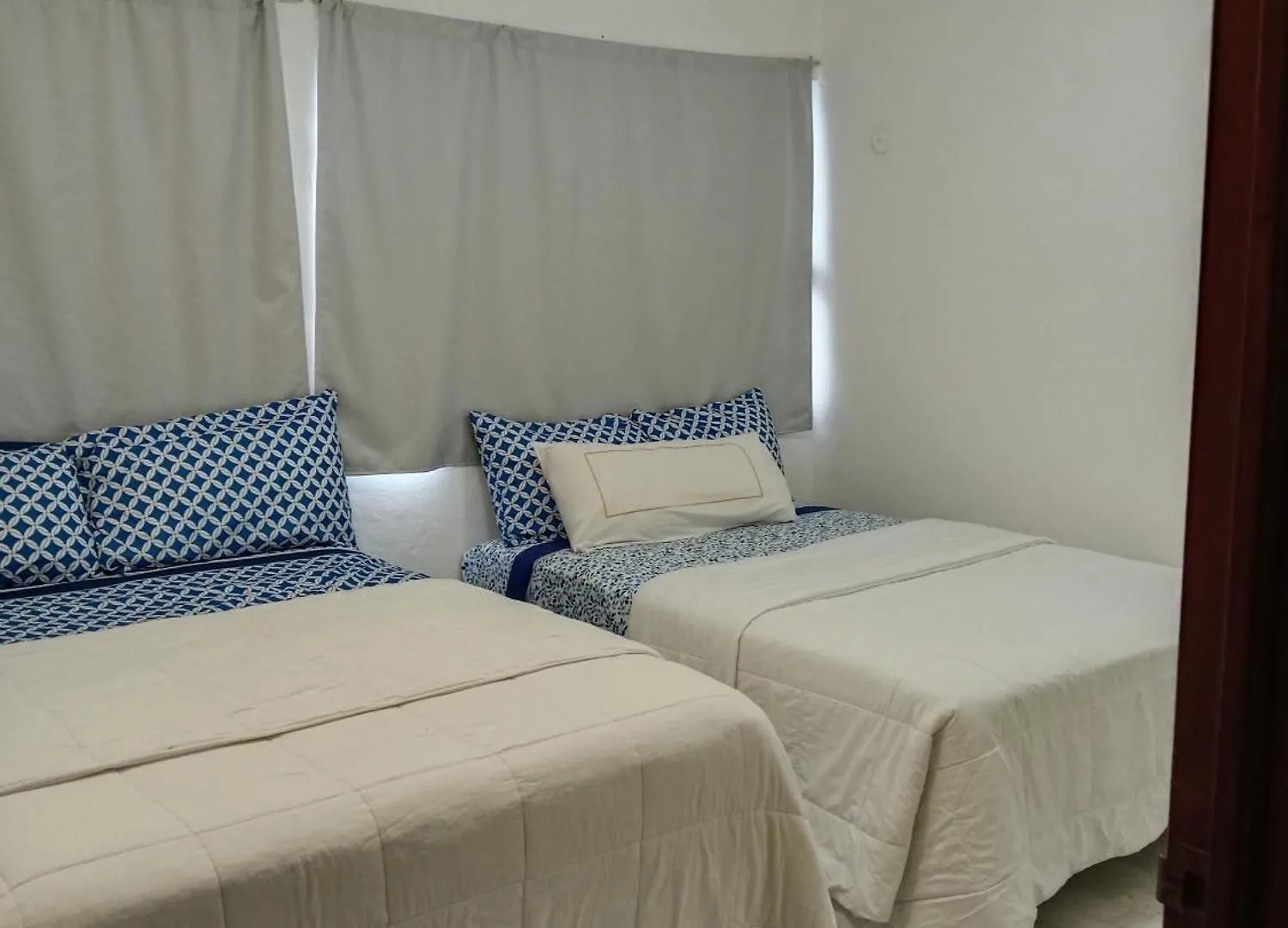 Hostal Dream Gunther Cancun Guest house