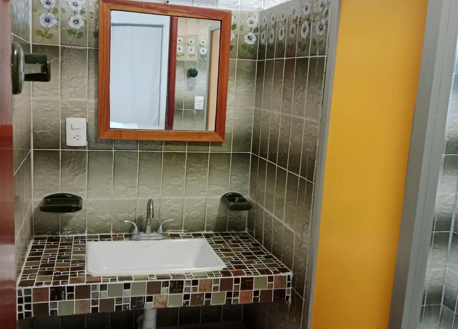 Hostal Dream Gunther Cancun Guest house